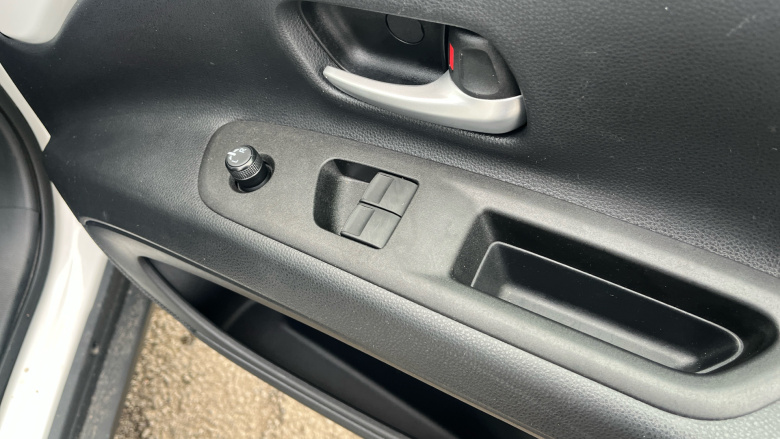 Toyota Aygo X 1.0 VVT-i Edge 5dr Petrol Hatchback